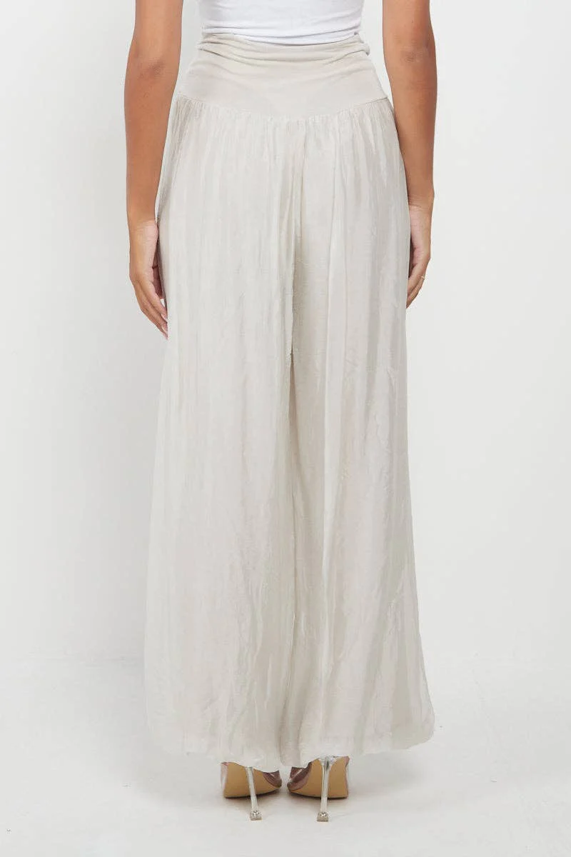 Italian Ladies Plain Wide Leg Silk Palazzo Trouser: Beige / One Size (UK 10-16) - Image 3